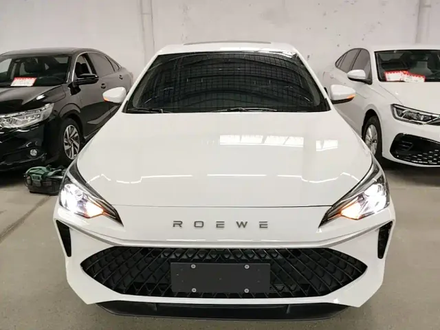 Roewe i5 — Фото автомобиля 2