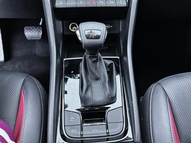 Skoda Karoq — Фото автомобиля 17