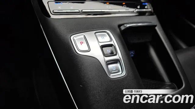 Hyundai Grandeur New — Фото автомобиля 12