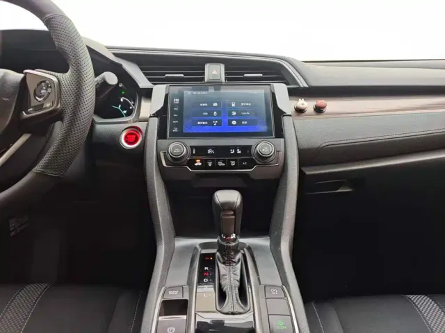 Honda Civic — Фото автомобиля 16