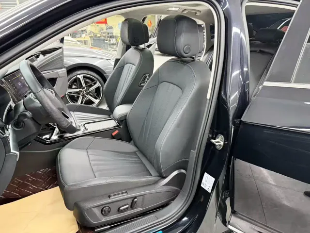 Volkswagen Passat — Фото автомобиля 14