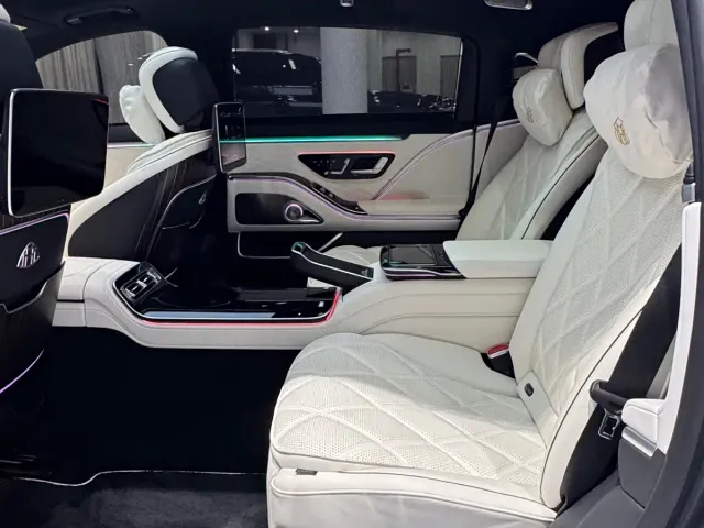 Mercedes-Benz Maybach S-Class — Фото автомобиля 17