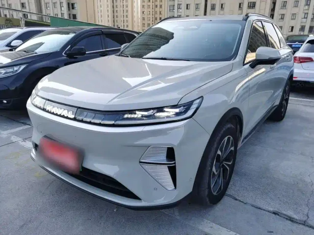 Фотография автомобиля — Haval Xiaolong MAX