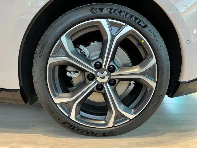 Nio ET5 Touring — Фото автомобиля 12
