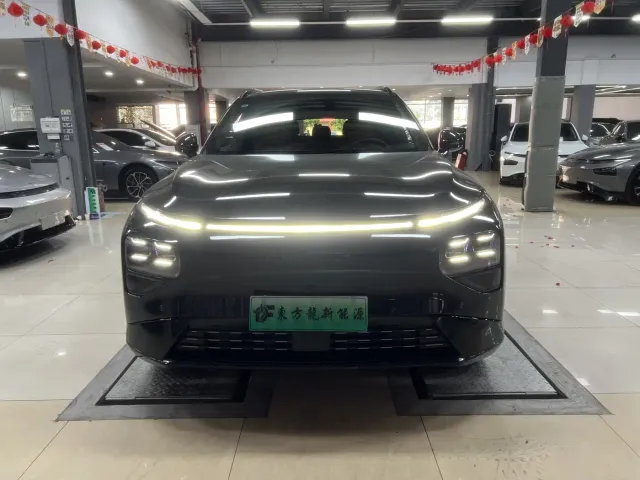Фотография автомобиля — Xpeng G9