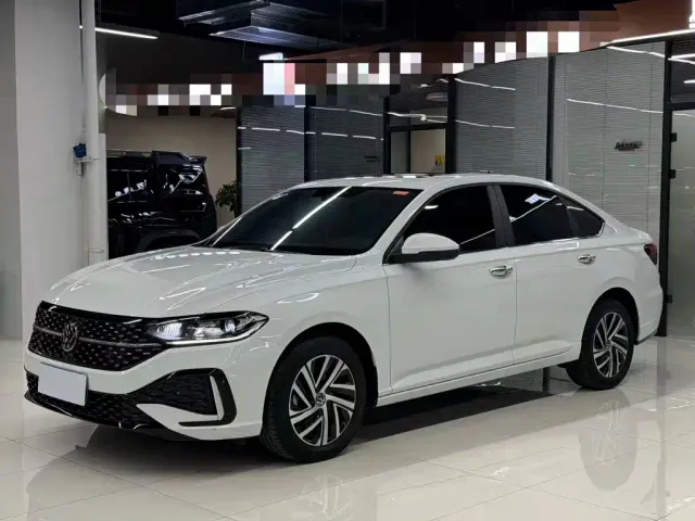 Фотография автомобиля — Volkswagen Lavida