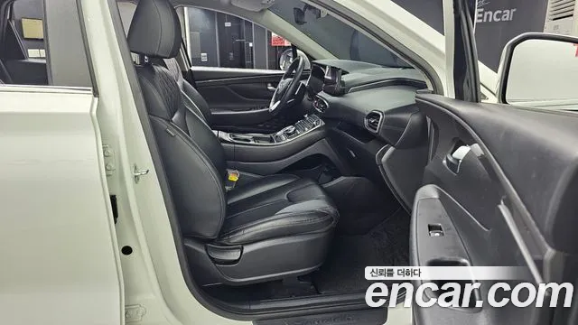 Hyundai Santafe Новый Santa Fe Бензин 2.5T 2WD — Фото автомобиля 11