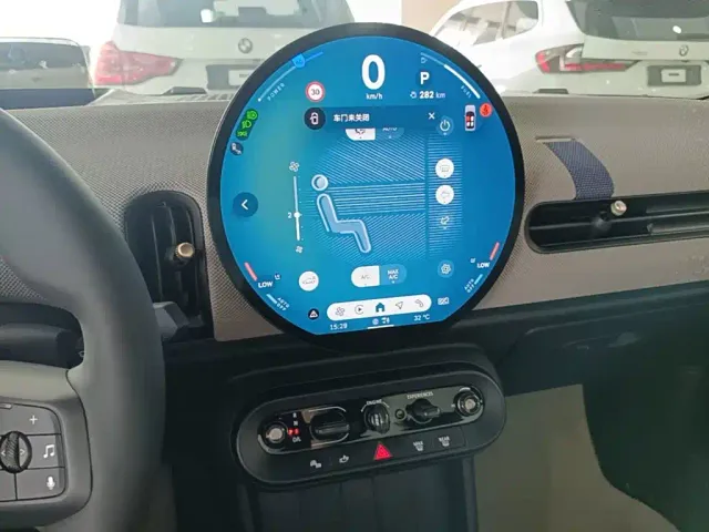 MINI Hatch — Фото автомобиля 12