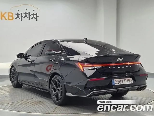 Hyundai Avante — Фото автомобиля 3