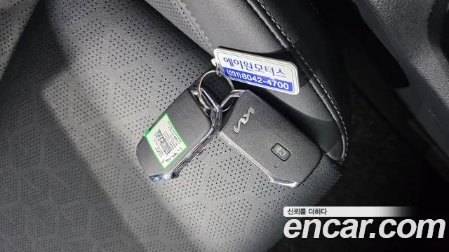 Kia Seltos — Фото автомобиля 23