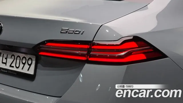 BMW 5 Series — Фото автомобиля 8