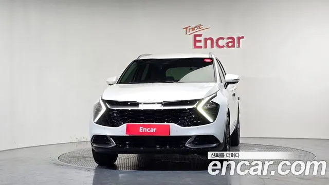 Kia Sportage Sportage 5-е поколение Бензин 1.6 турбо 2WD — Фото автомобиля 3