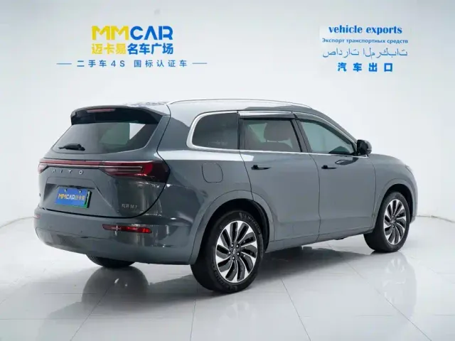 Aito M7 — Фото автомобиля 5