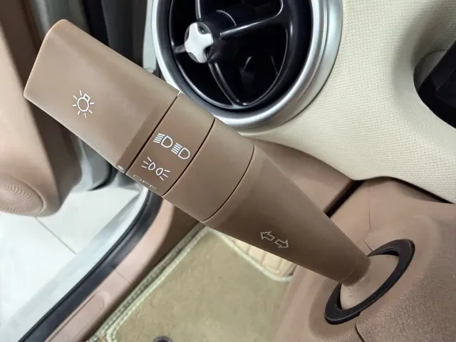 Wuling Motors Hongguang MINIEV 2025 4-Door Advanced — Фото автомобиля 17