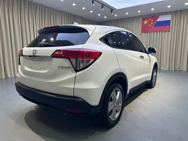 Honda Vezel — Фото автомобиля 7