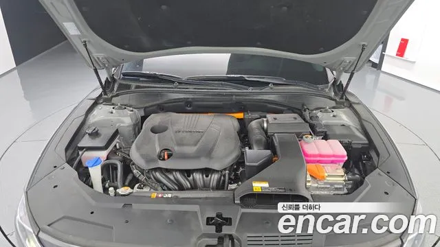 Hyundai Grandeur Premium — Фото автомобиля 6