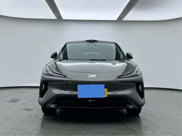 IM Motors LS6 — Фото автомобиля 2