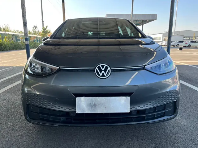 Volkswagen ID.3 — Фото автомобиля 2