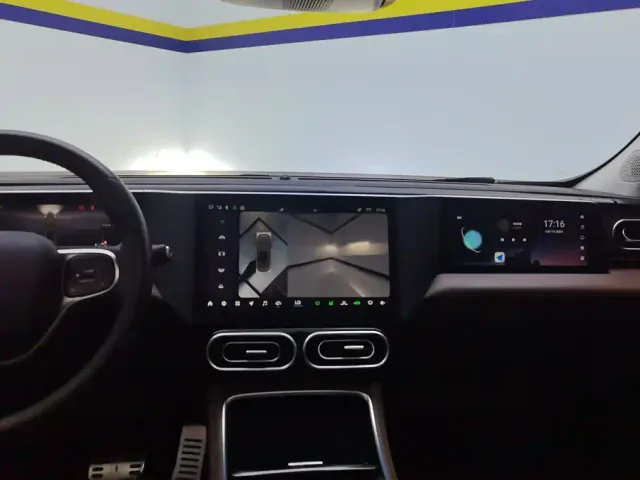 Leapmotor C11 — Фото автомобиля 13