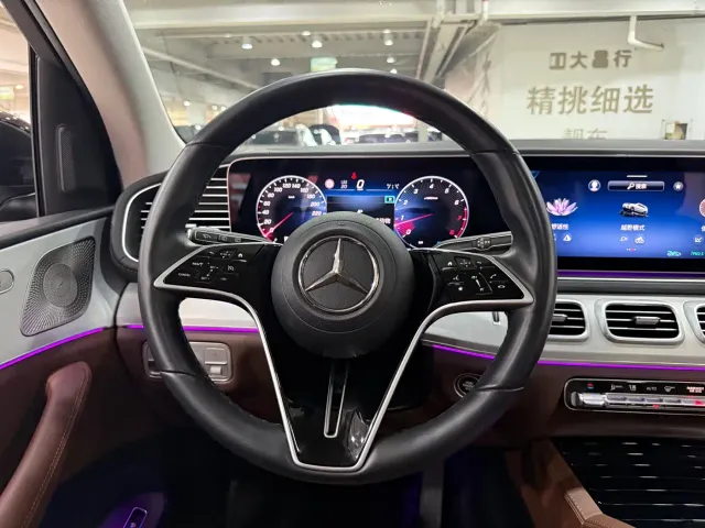 Mercedes-Benz GLS-Class — Фото автомобиля 8