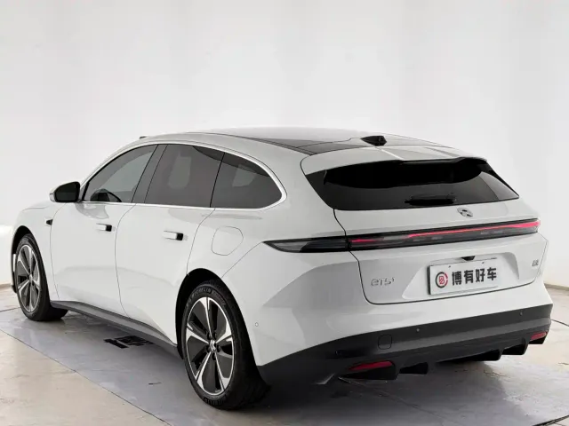 Nio ET5 Touring — Фото автомобиля 14