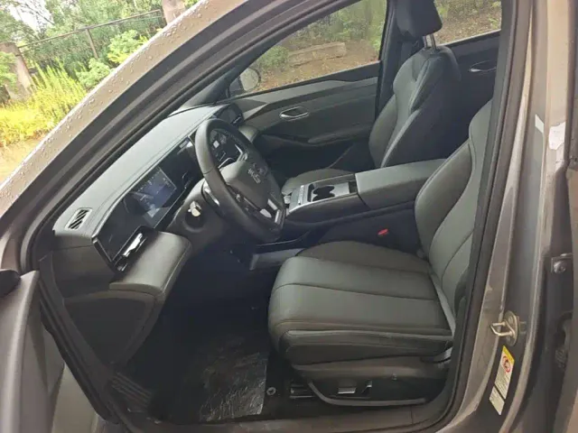 BYD Qin L — Фото автомобиля 14