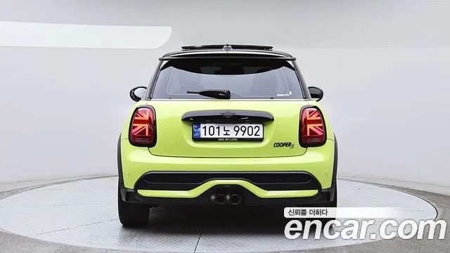 Mini Cooper — Фото автомобиля 3