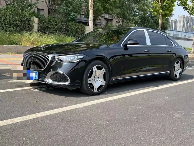 Фотография автомобиля — Mercedes-Benz Maybach S-Class