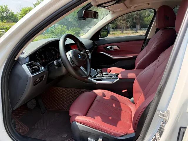 BMW 3 Series — Фото автомобиля 4