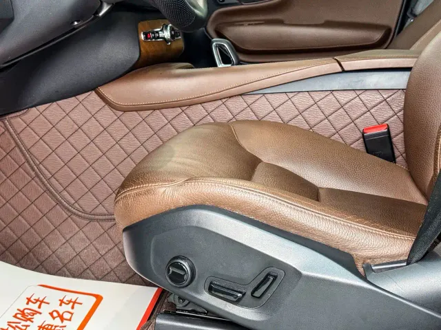 Volvo XC90 — Фото автомобиля 5