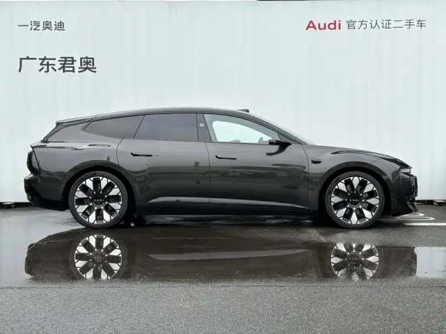 Audi E5 Sportback — Фото автомобиля 3