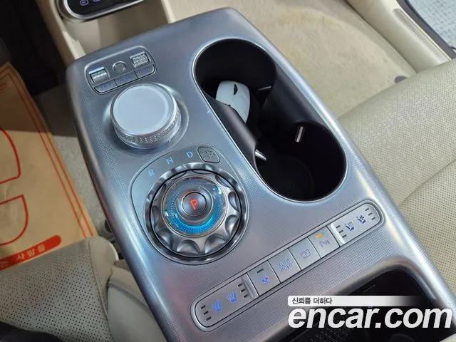 Genesis GV60 — Фото автомобиля 20