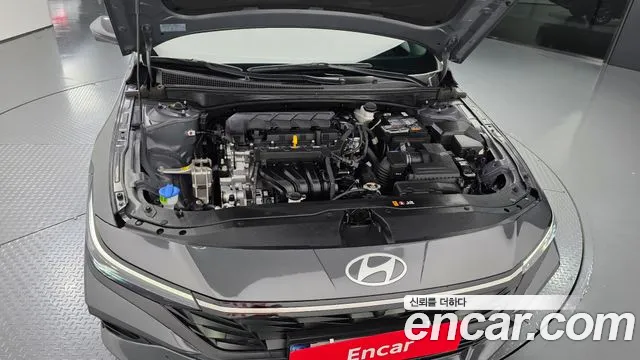 Hyundai Avante CN7 — Фото автомобиля 9