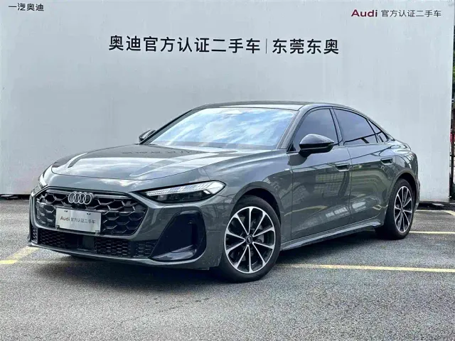 Фотография автомобиля — Audi A5L