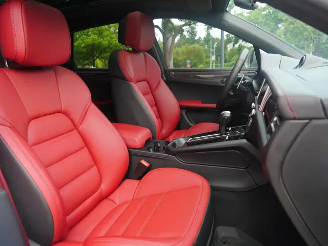 Porsche Macan — Фото автомобиля 9