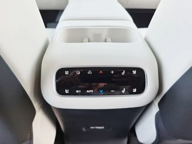 Leapmotor C16 — Фото автомобиля 16