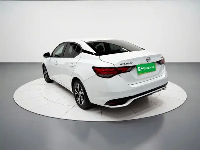 Nissan Sylphy — Фото автомобиля 4