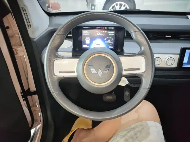 Wuling Motors Hongguang MINIEV 2022 GAMEBOY 200km Play Edition LFP — Фото автомобиля 10