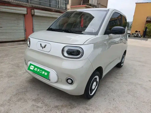 Фотография автомобиля — Wuling Hongguang Mini EV