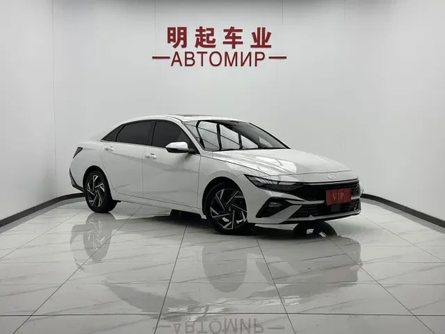 Hyundai Elantra — Фото автомобиля 2