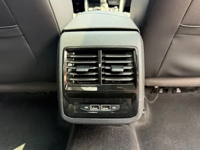 Volkswagen Sagitar — Фото автомобиля 14