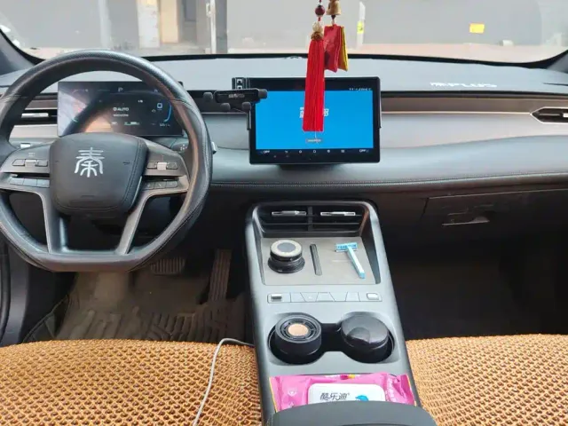 BYD Qin PLUS — Фото автомобиля 12