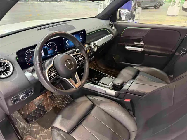 Mercedes-Benz Mercedes-Benz GLB 2022 Model GLB 200 Dynamic Edition — Фото автомобиля 8