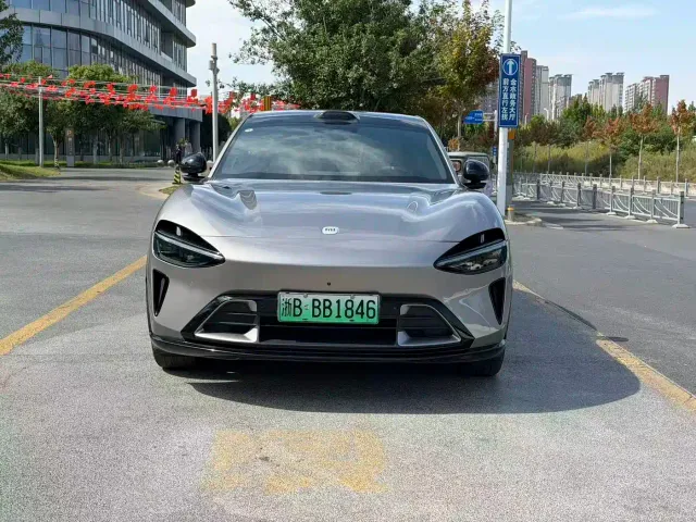 Xiaomi YU7 — Фото автомобиля 2