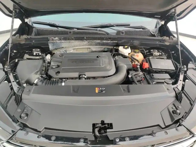 Buick Envision S — Фото автомобиля 10