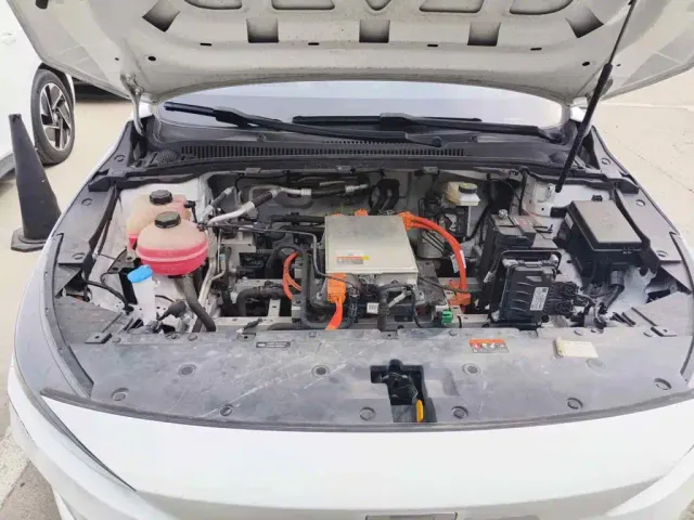 Geely Geometry A — Фото автомобиля 9
