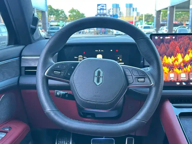 Aito M5 — Фото автомобиля 14