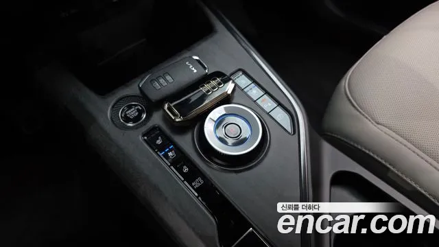 Kia Niro The All New Niro Signature — Фото автомобиля 8