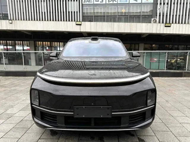 Li Auto Li Xiang L9 2022 Max — Фото автомобиля 2