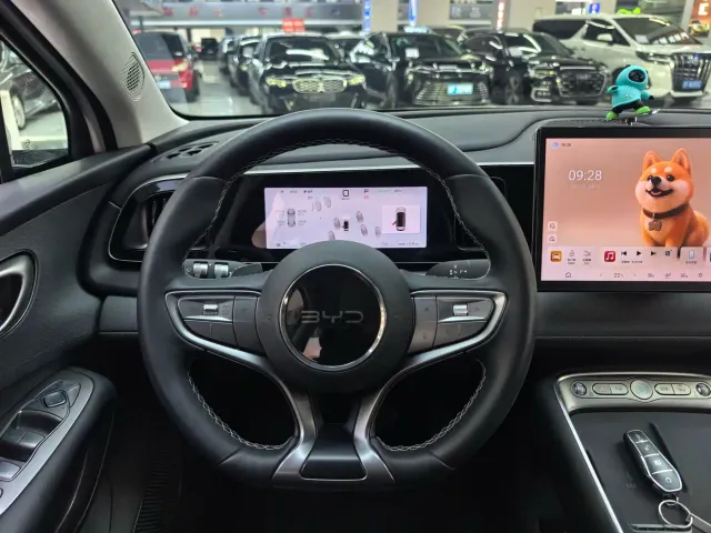 BYD Sealion 05 EV — Фото автомобиля 13